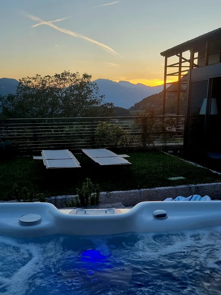 When should I use a hot tub 02